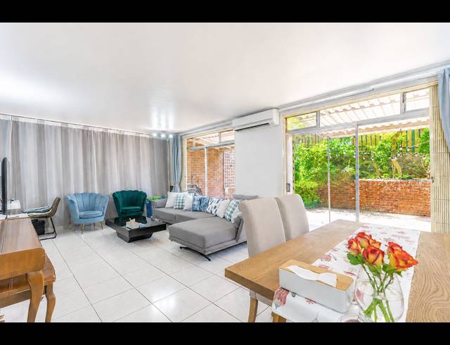 4 BEDROOM TOWNHOUSE FOR SALE IN MORNINGSIDE
